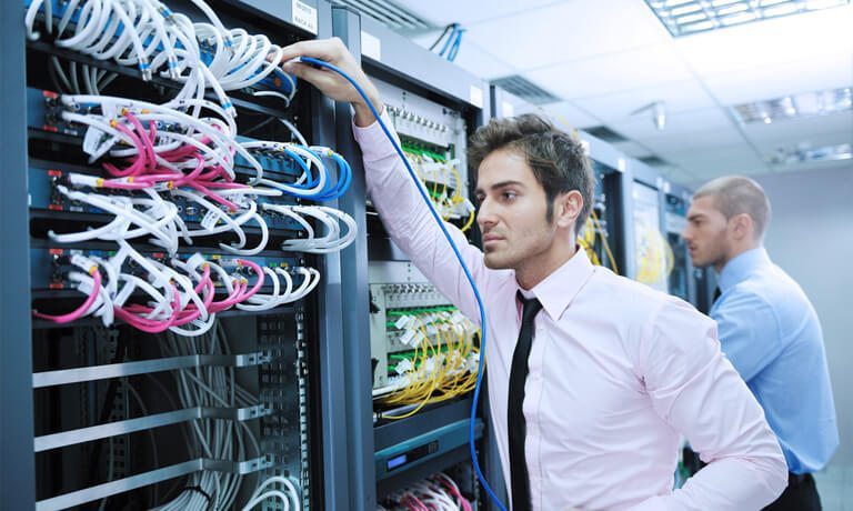 Network architect. Сети и телекоммуникации мем. Computer network architect. Сетевое и системное администрирование. Выделенный сервер.